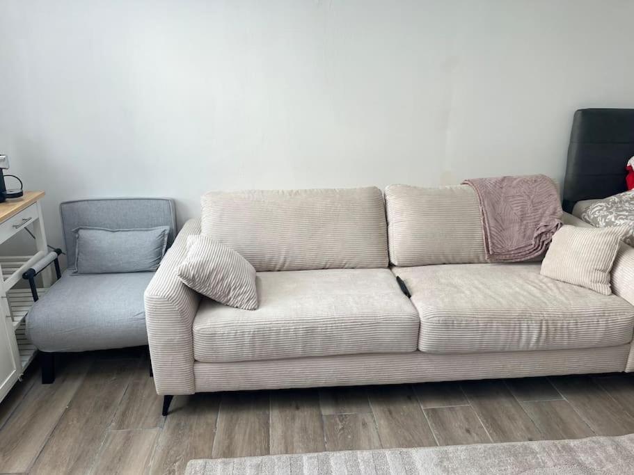 Maisonnette Avec Terrasse Avec Spa Privatif Lutterbach Zewnętrze zdjęcie